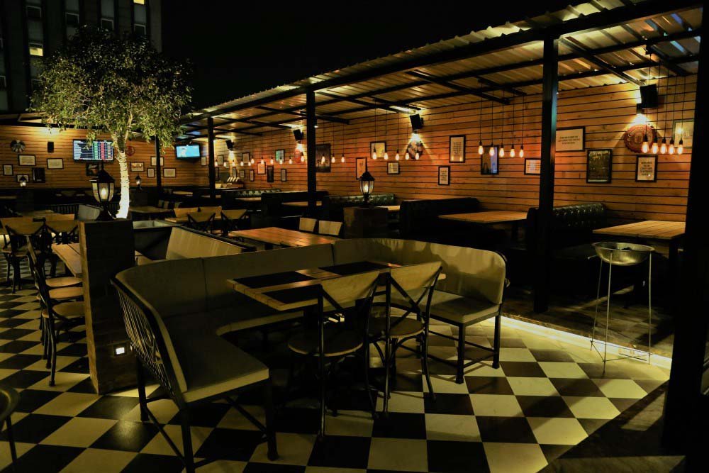 0124 Bar Exchange Good Earth City Centre Gurgaon We Are Gurgaon