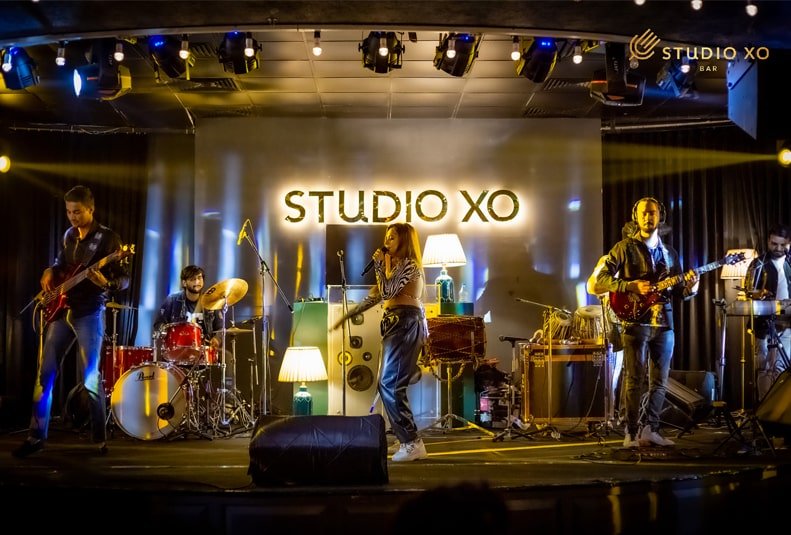 The Best Gurgaon Bars Restaurants With Live Music 