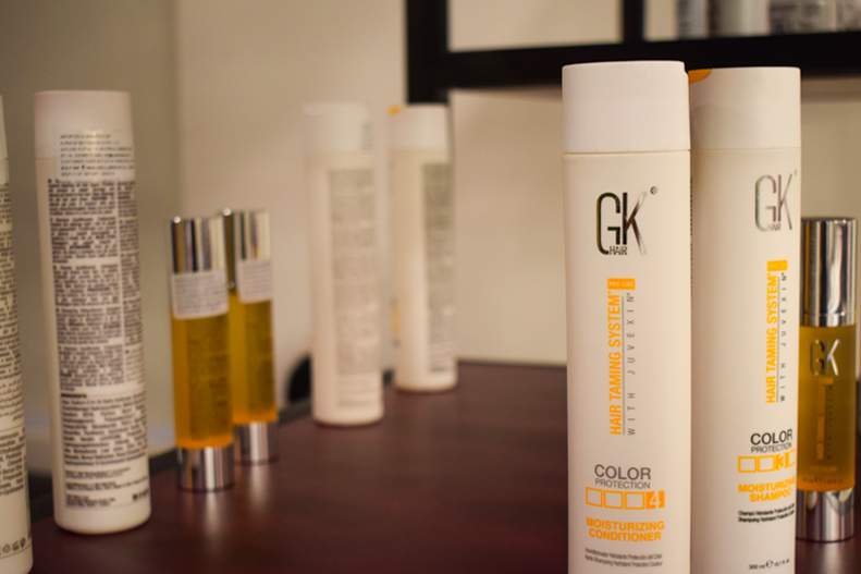 Scissor & Beyond Luxury Unisex Salon, DLF Phase4, Gurgaon